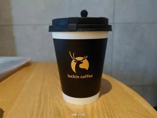 瑞幸咖啡加盟费要多少钱——4001889875